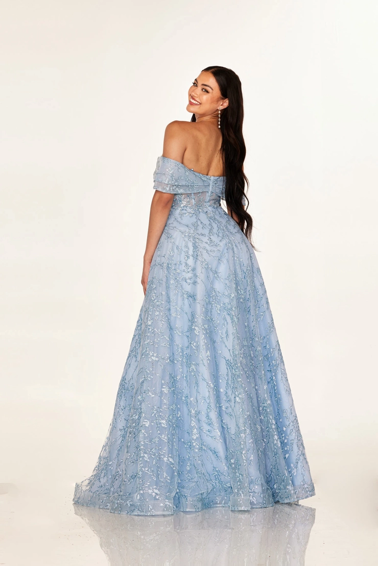 Cecilia Couture Style #2622 #4 backface vertical picture