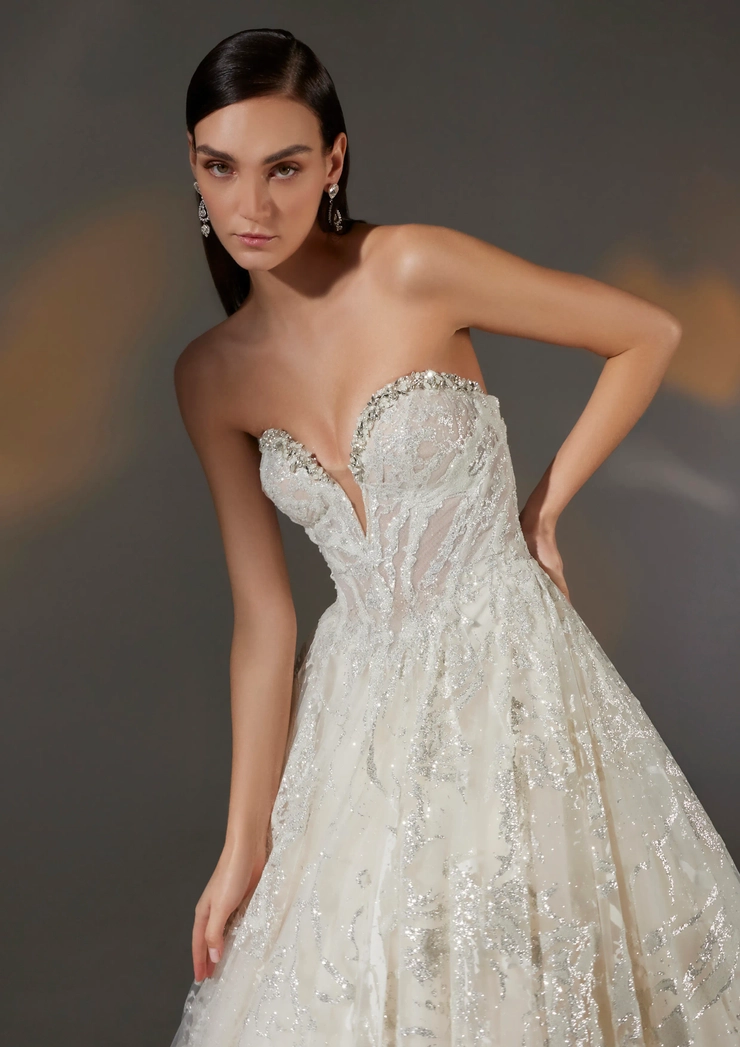 Privee by Pronovias Anava