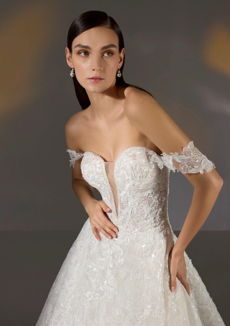 Privee by Pronovias Anett