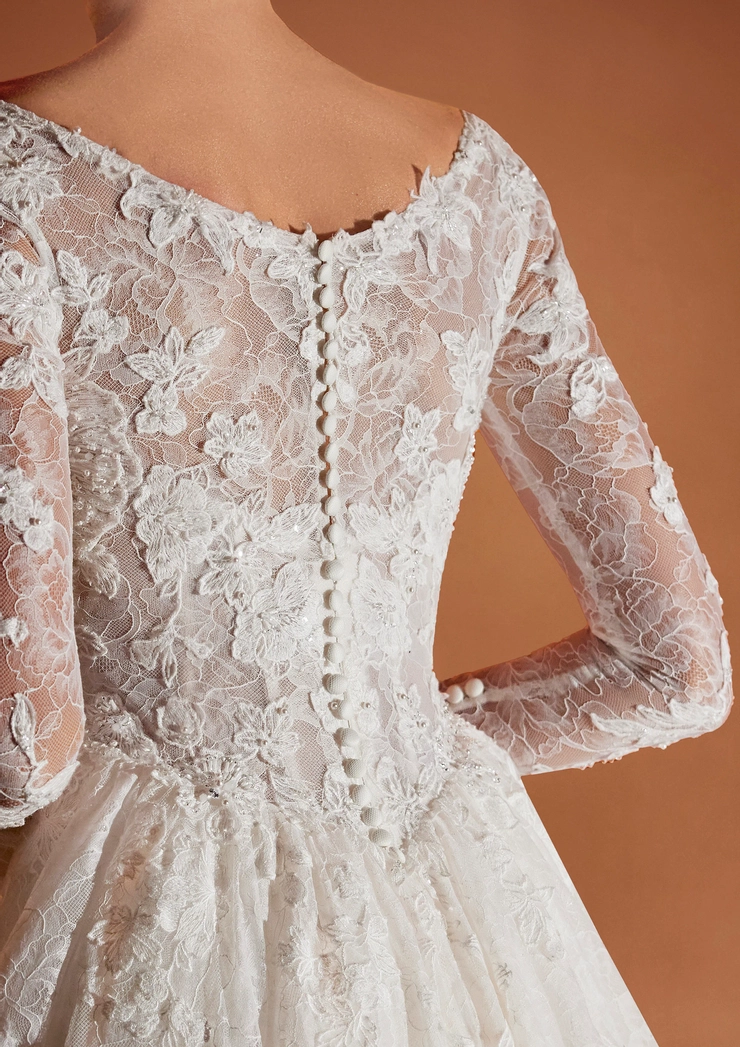 Privee by Pronovias Anvi