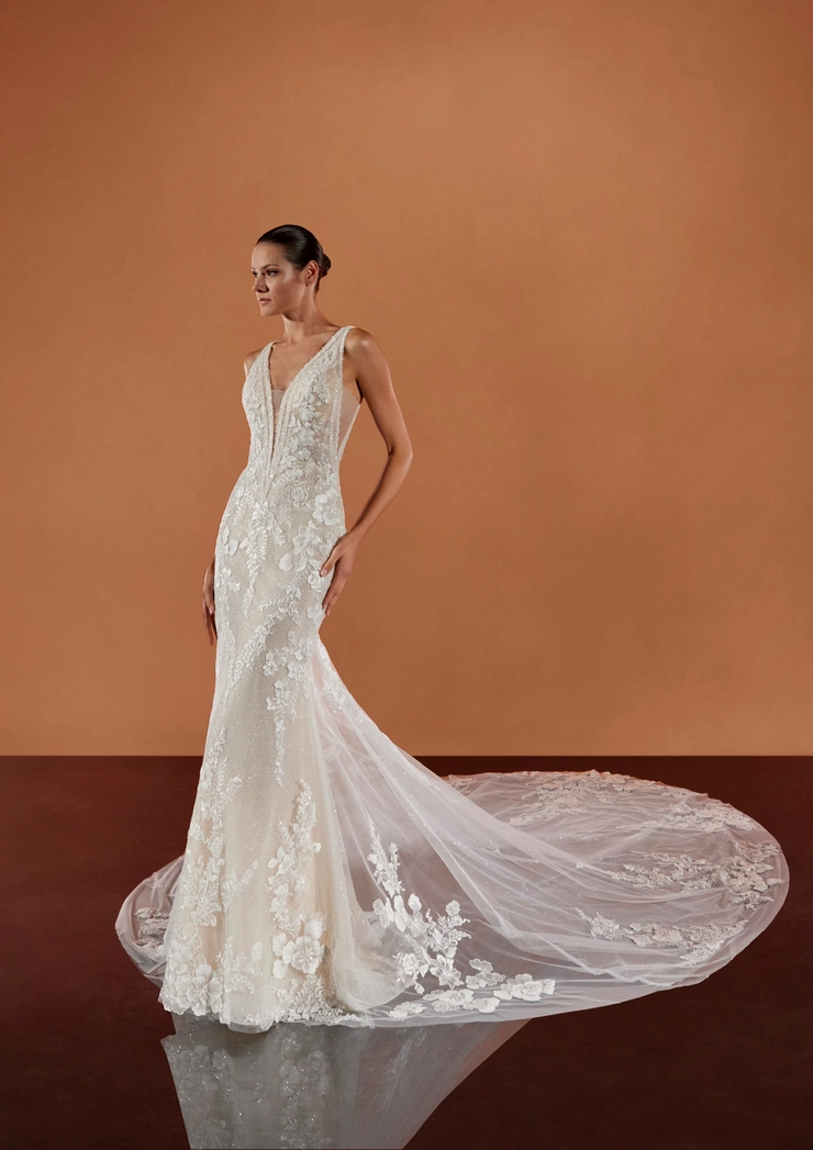 Privee by Pronovias Asmin