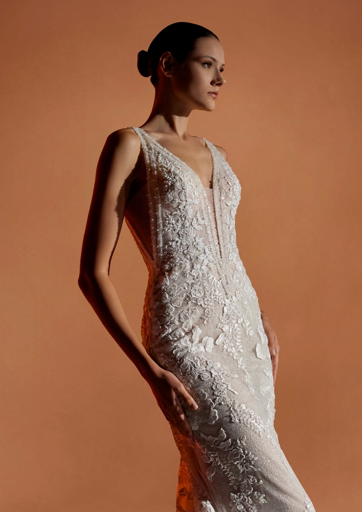Privee by Pronovias Asmin