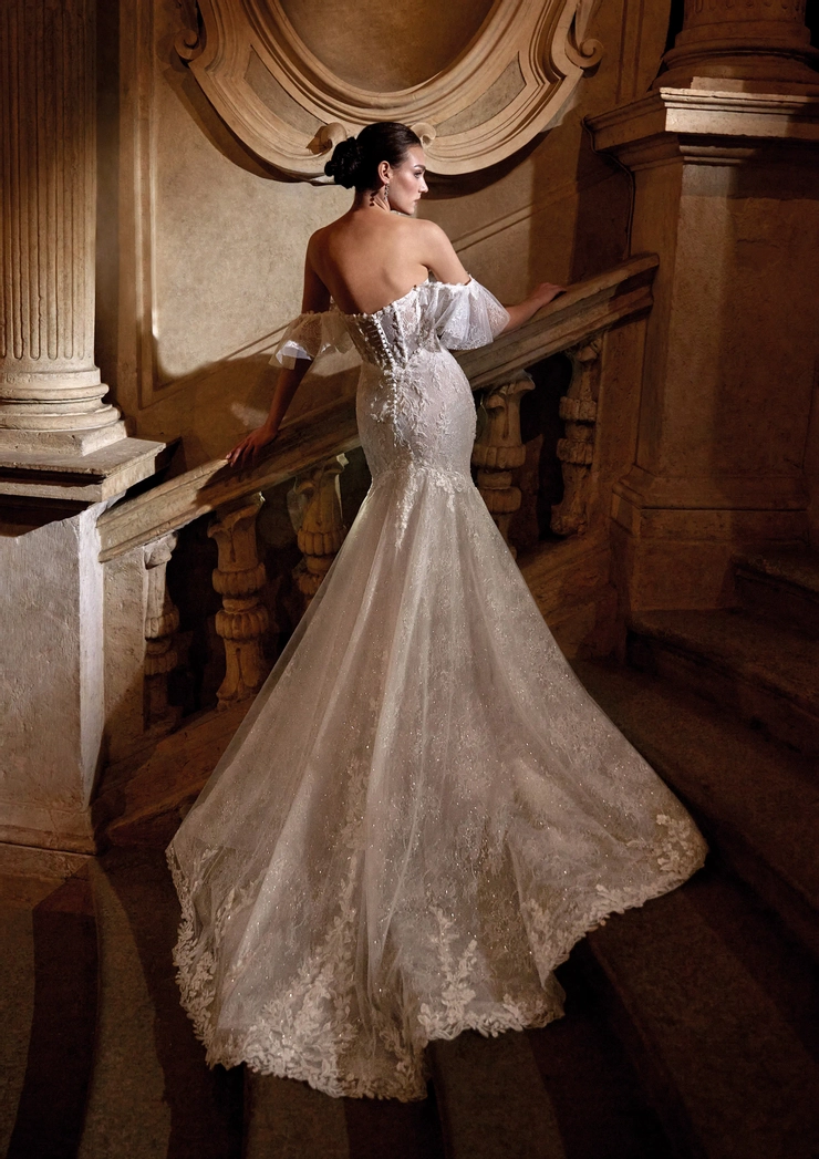 Privee by Pronovias Dazzle