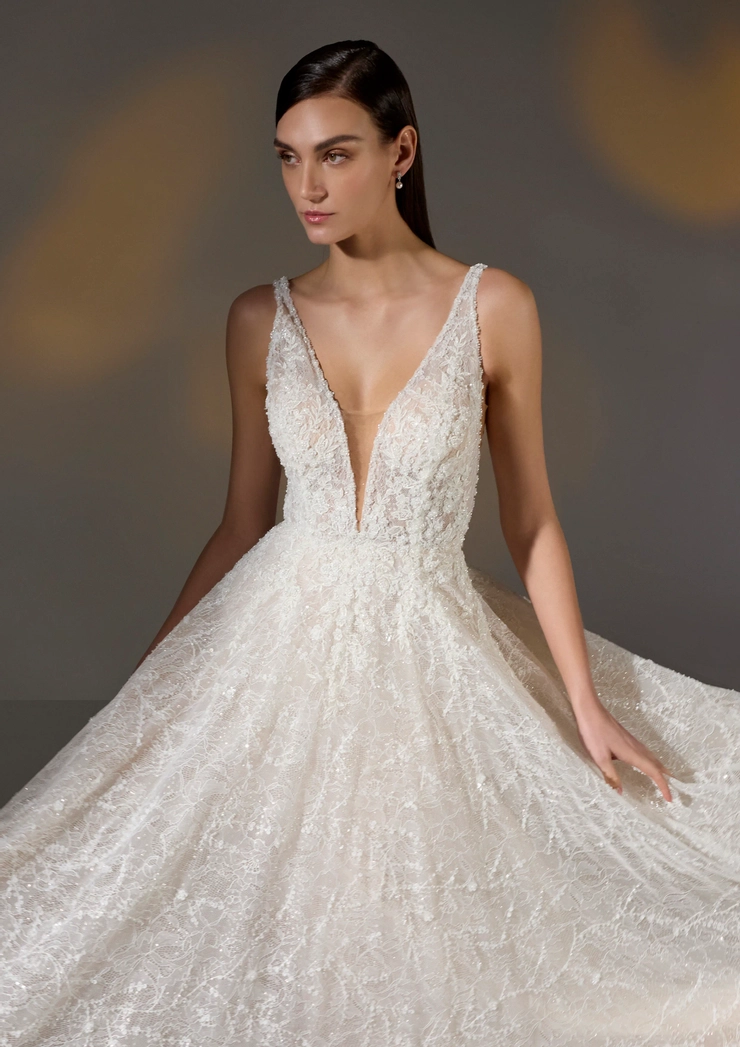 Privee by Pronovias Devna