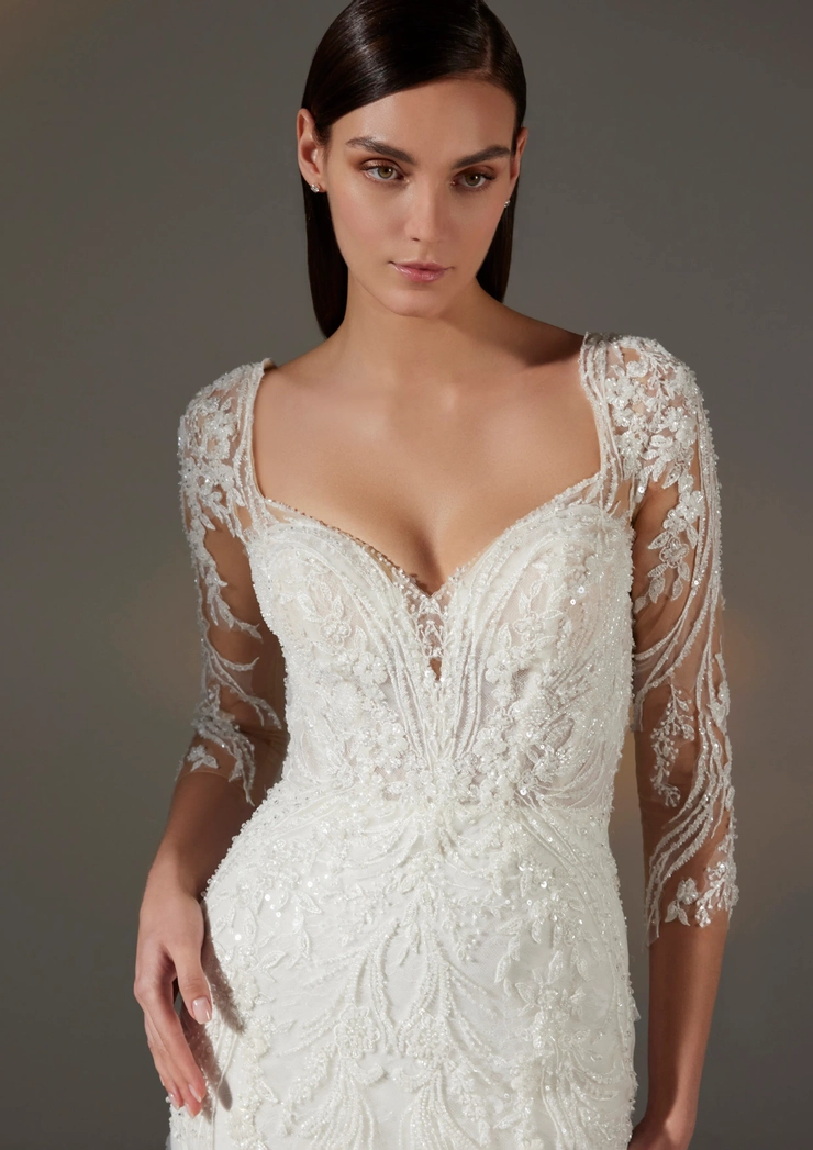 Privee by Pronovias Hay