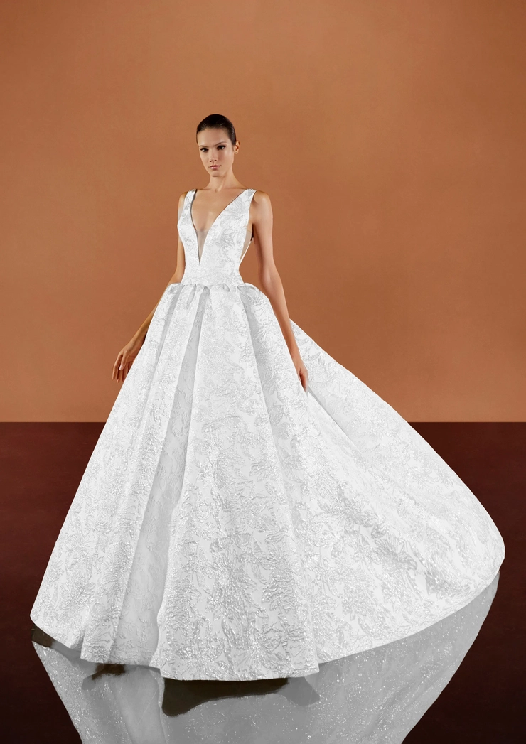 Privee by Pronovias Kareena