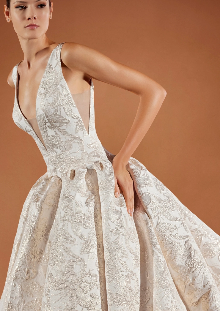 Privee by Pronovias Kareena