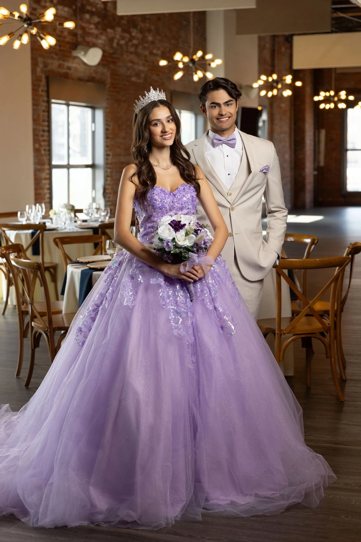 Jim's Formal Wear 272 #1 frontface vertical picture