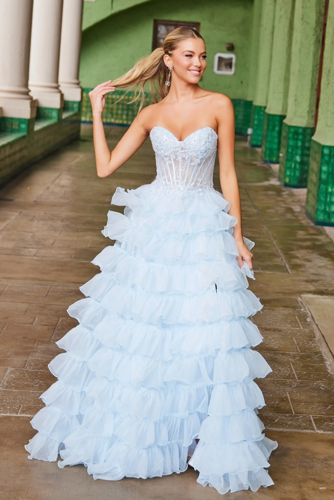 Nox Anabel - R1688 | Gautier Dresses