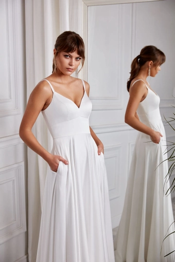 Aerie Couture 2003 #1 frontface vertical cropped thumbnail