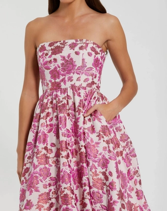 Mac Duggal Style 56092 #5 frontface vertical cropped thumbnail