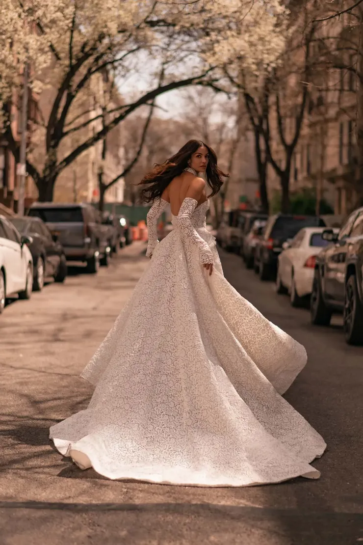 Berta | Lovella Bridal - 25-07 | Lovella Bridal
