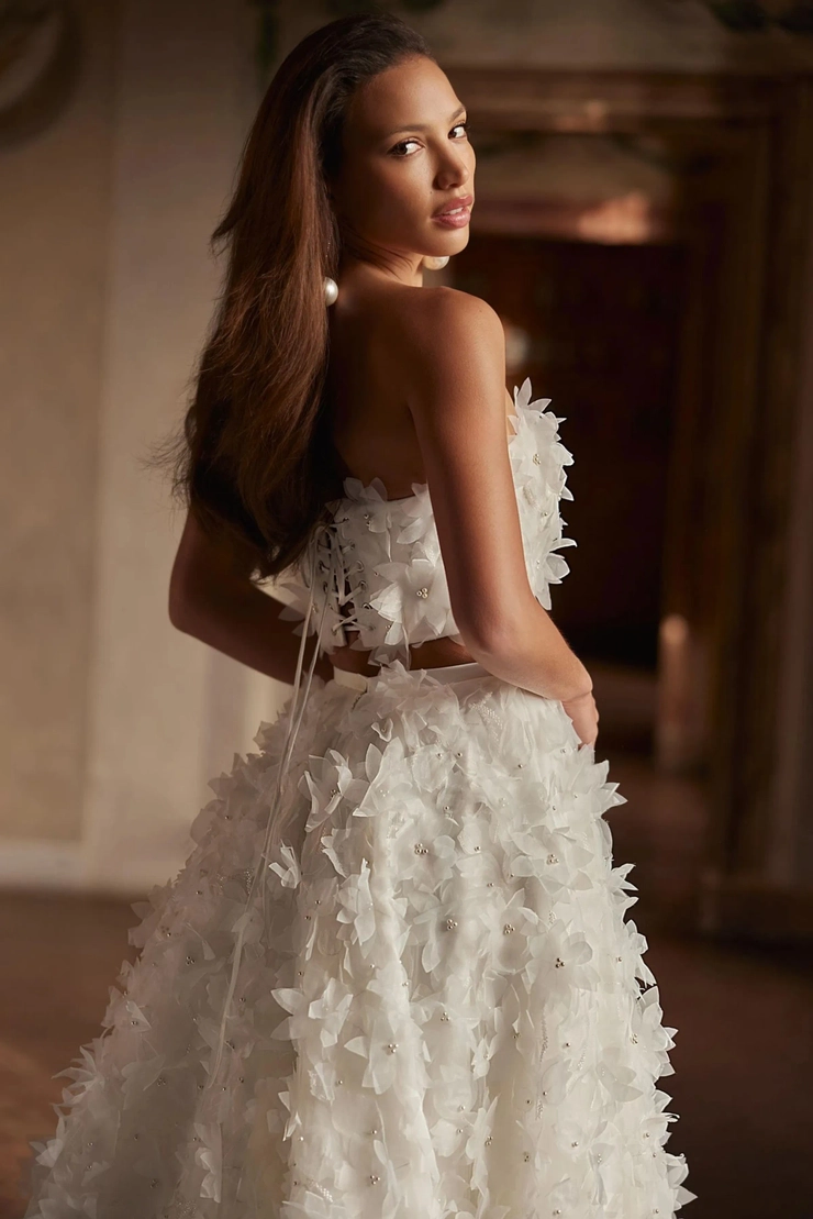 Private Collection Style #3398 #4 backface vertical cropped picture