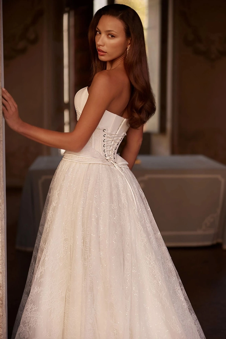 Private Collection Style #3421 #2 backface vertical cropped picture