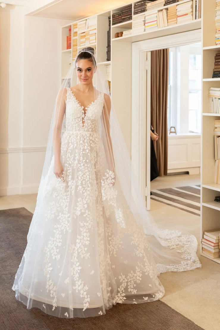 tight wedding dresses with lace Palm