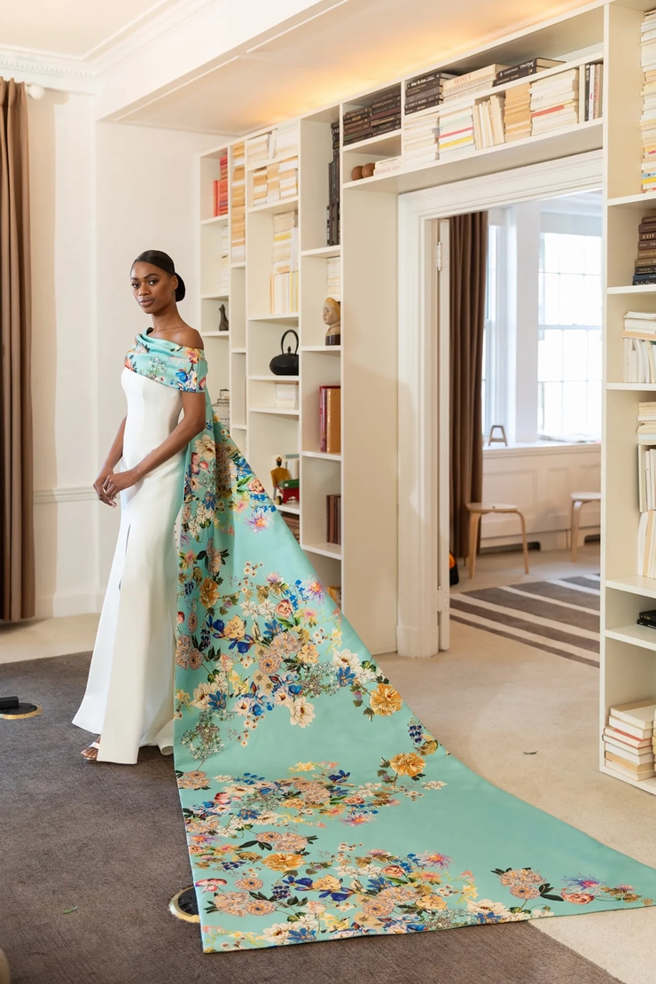 Romona Keveza - RK2526 | The Gown Gallery