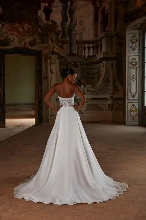 Demetrios 8204