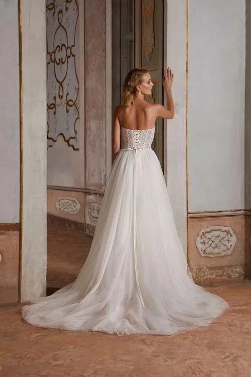 Demetrios 8209