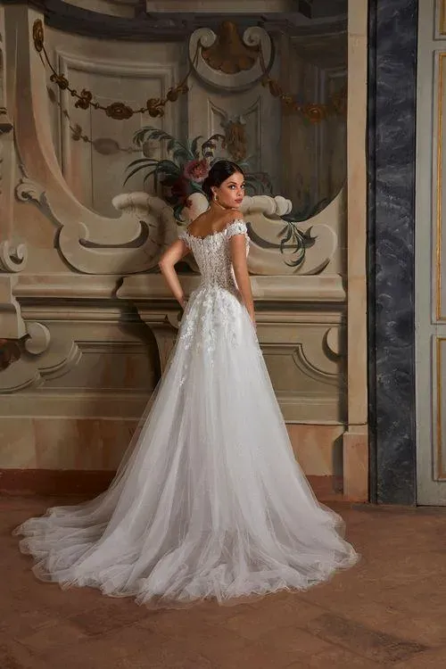 Demetrios 8219
