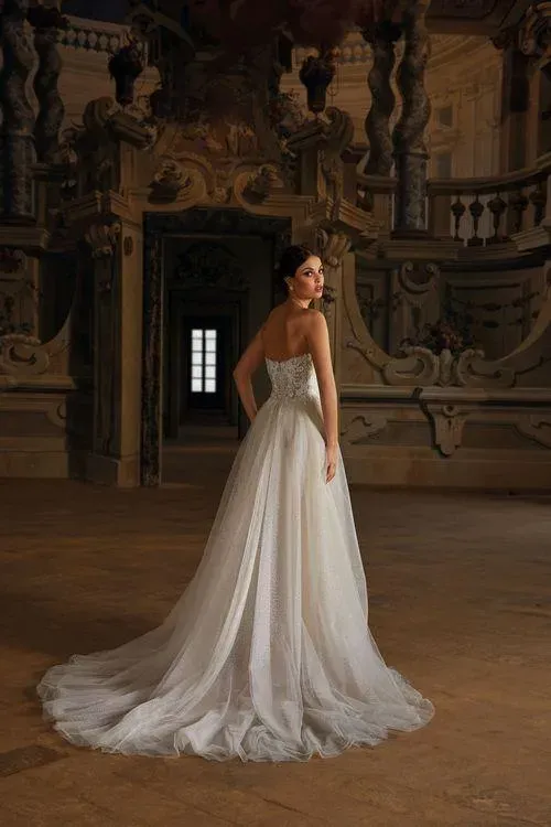 Demetrios 8222