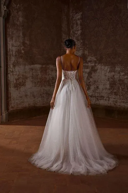 Demetrios 8228