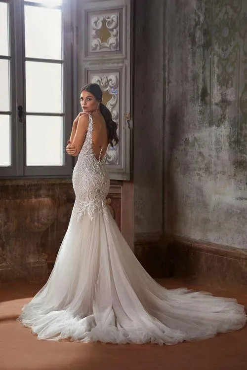 Demetrios 8231