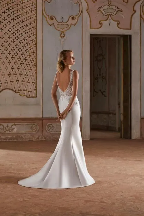 Demetrios 8232