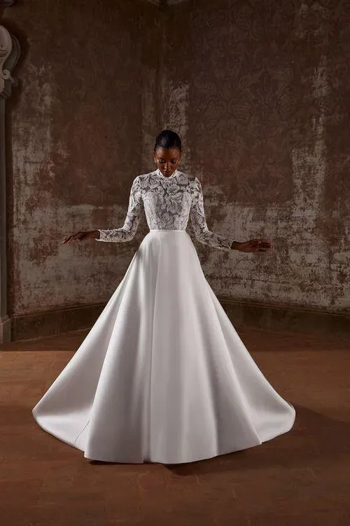 Demetrios 8233