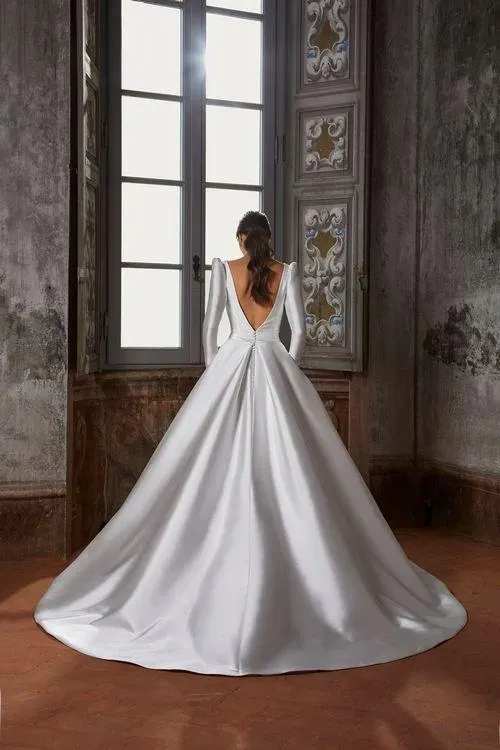 Demetrios 8234