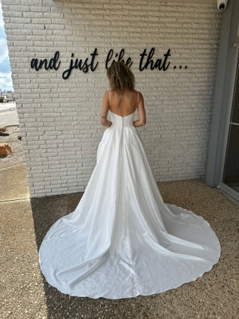 Olivia Harlow Gwen #2 default backface vertical thumbnail