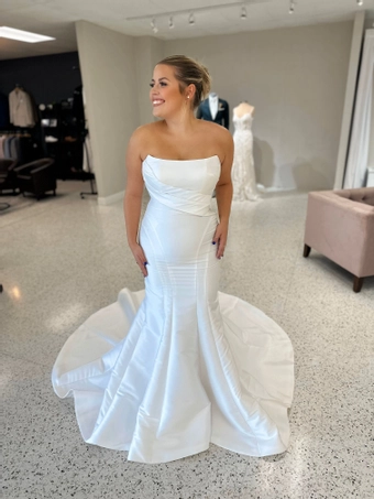 Olivia Harlow Jett - Mikado #1 frontface vertical thumbnail