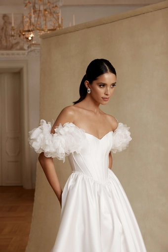 Blammo Biamo Lavil #3 frontface vertical cropped thumbnail