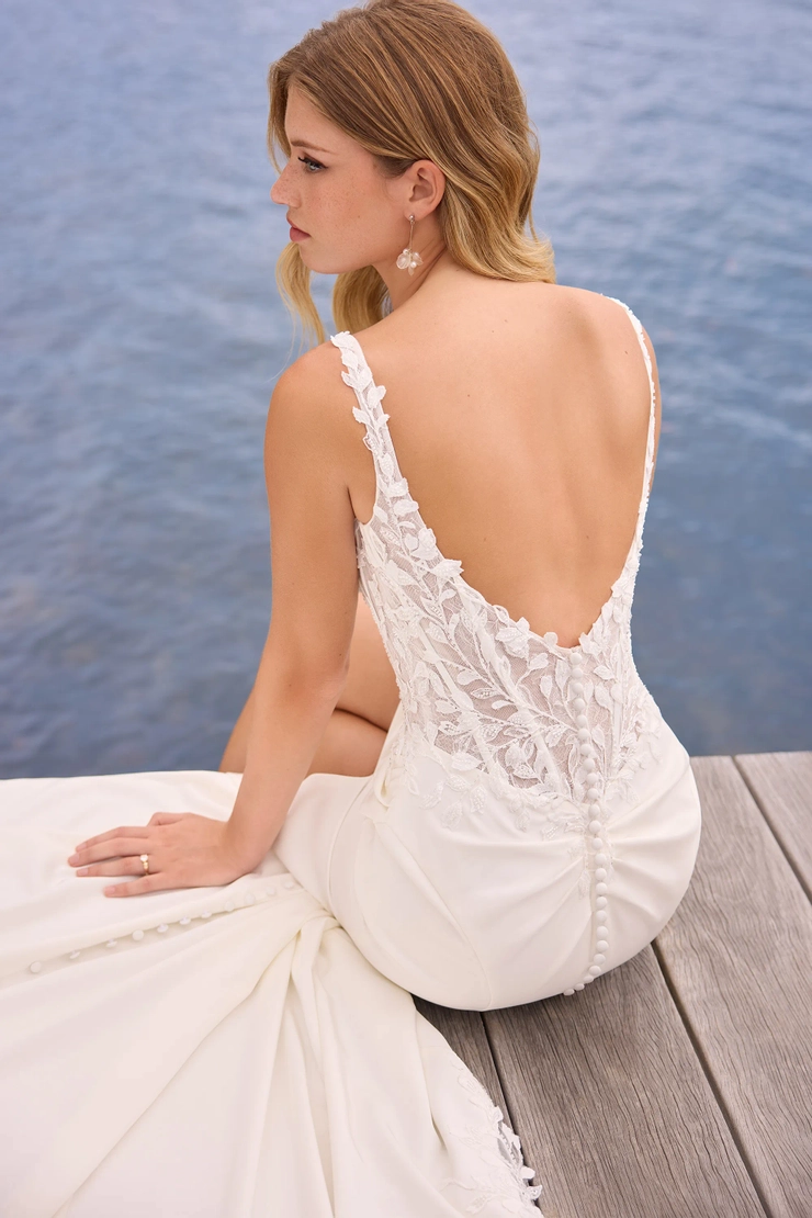 Sophia Tolli Y3203 #8 backface vertical cropped picture