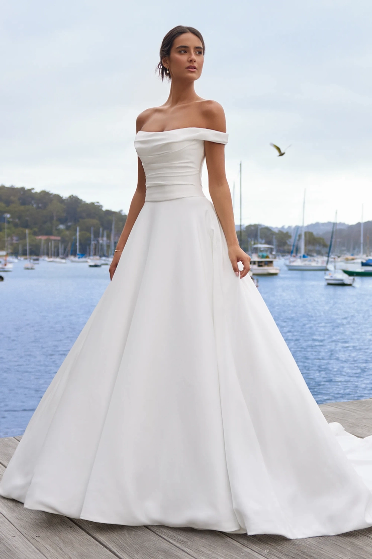 Sophia Tolli Y3207 #1 frontface vertical picture