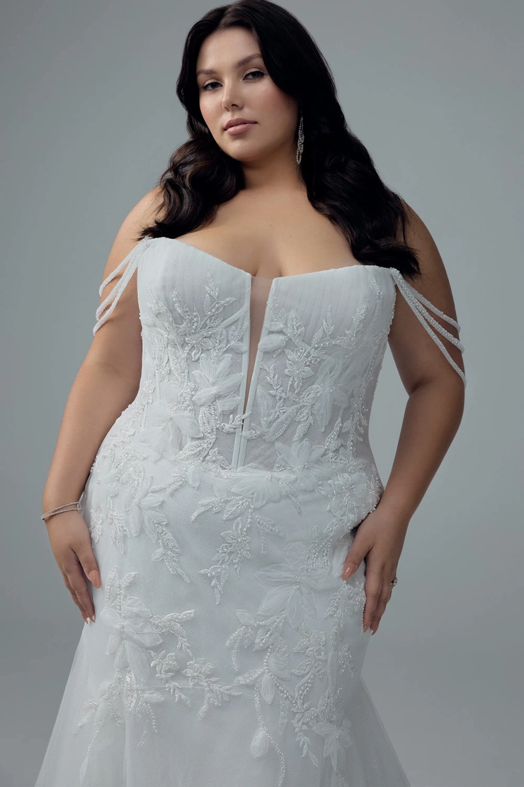 Sophia Tolli Y3208 #5 frontface vertical cropped picture