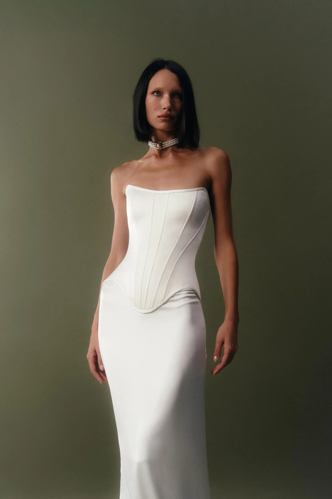 leighton-corset__d_f_c.670.webp
