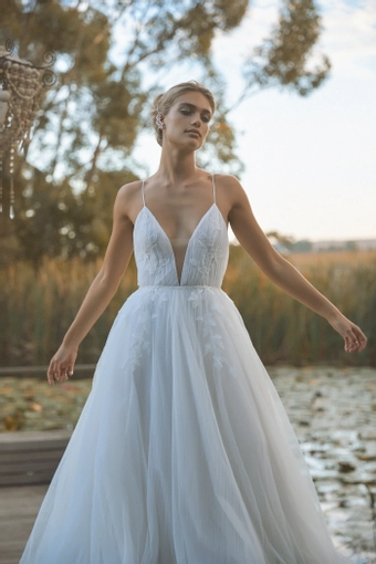 Vagabond Bridal Style #Dolce #0 default frontface vertical cropped thumbnail