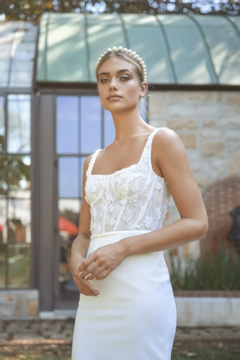 Vagabond Bridal Style #Sirius #2 frontface vertical cropped thumbnail