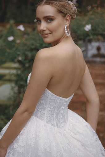 Vagabond Bridal Style #Beth #10 backface vertical cropped thumbnail