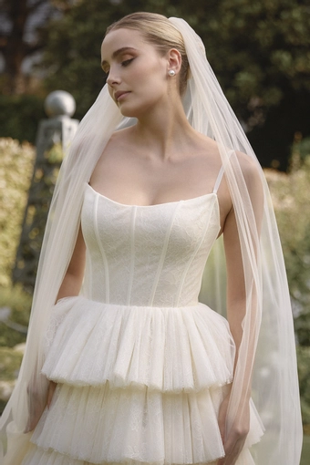 Vagabond Bridal Style #Coco #8 frontface vertical cropped thumbnail
