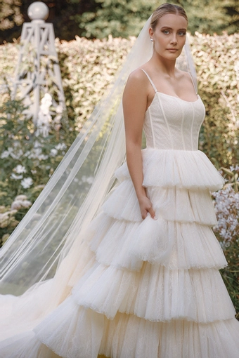 Vagabond Bridal Style #Coco #9 frontface vertical cropped thumbnail