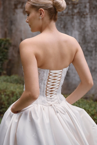 Vagabond Bridal Style #Kai #6 default backface vertical cropped thumbnail