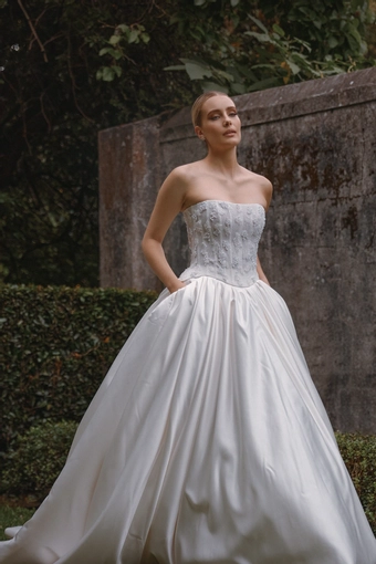 Vagabond Bridal Style #Kai #0 default frontface vertical cropped thumbnail