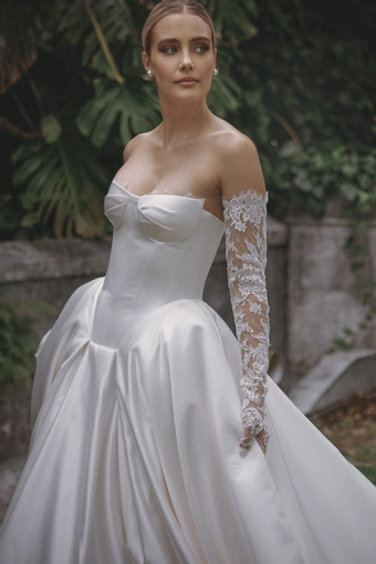 Vagabond Bridal Style #Kris #7 frontface vertical cropped thumbnail