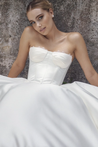 Vagabond Bridal Style #Kris #5 frontface vertical cropped thumbnail