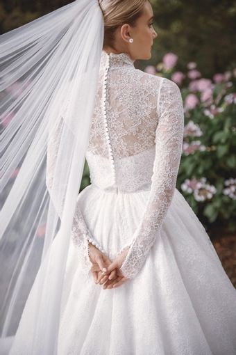 Vagabond Bridal Style #Nora #14 backface vertical cropped thumbnail