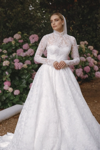 Vagabond Bridal Style #Nora #7 frontface vertical cropped thumbnail