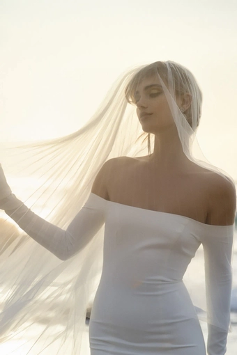 Vagabond Bridal Style #Belah #7 frontface vertical cropped thumbnail