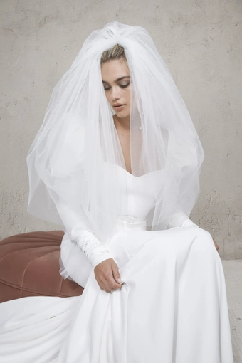 Vagabond Bridal Style #Millie Veil #4 frontface vertical cropped thumbnail