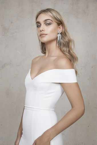 Vagabond Bridal Style #Sloane #5 frontface vertical cropped thumbnail